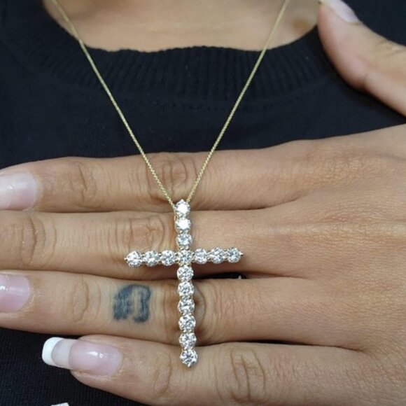 14Kt Gold 2 Ct Genuine Natural Diamond Cross Pendant Necklace - Picture 1 of 3